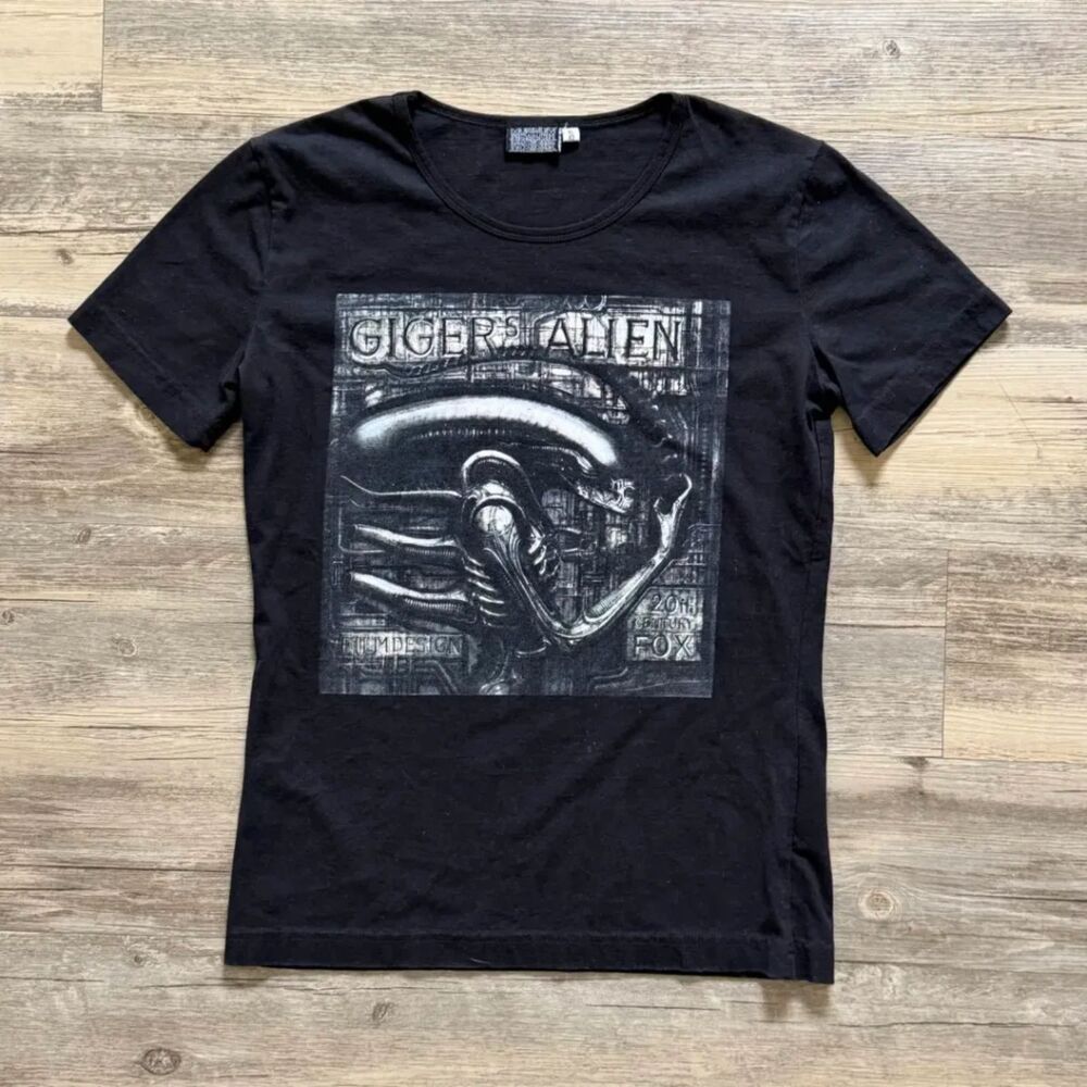 Vintage Official HR Giger Museum Alien 20th Century Fox T-Shirt Size XL 42EU